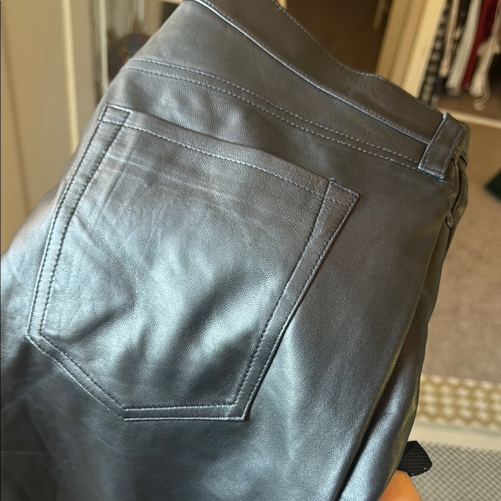 Banana Republic Genuine Leather Pants - Picture 4 of 4